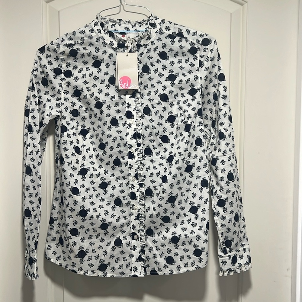 NWT Boden Button Up Blouse Frill Neck Cuffs Floral Polka Dot White Blue, Size 4